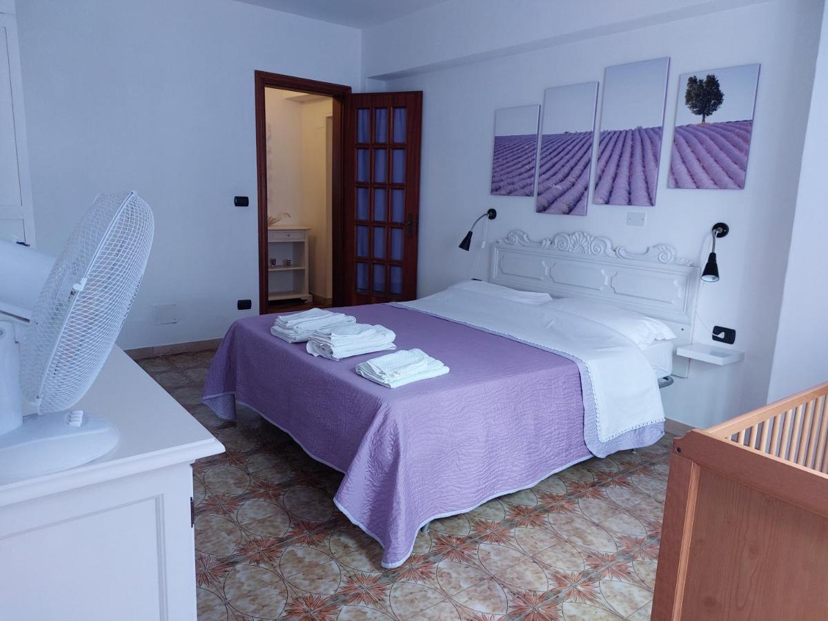 Agriturismo Giorgi Appartamenti In Riviera Ligure Албенга Екстериор снимка