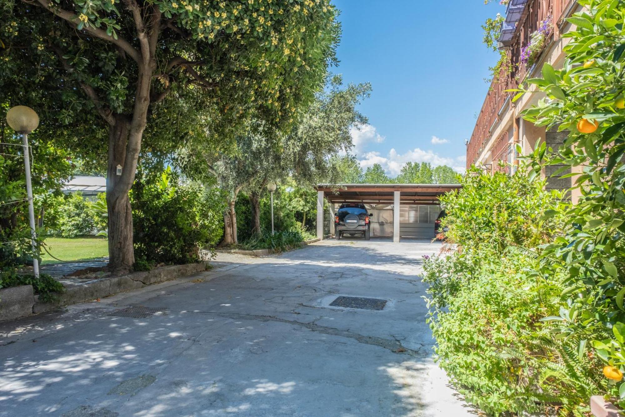 Agriturismo Giorgi Appartamenti In Riviera Ligure Албенга Екстериор снимка