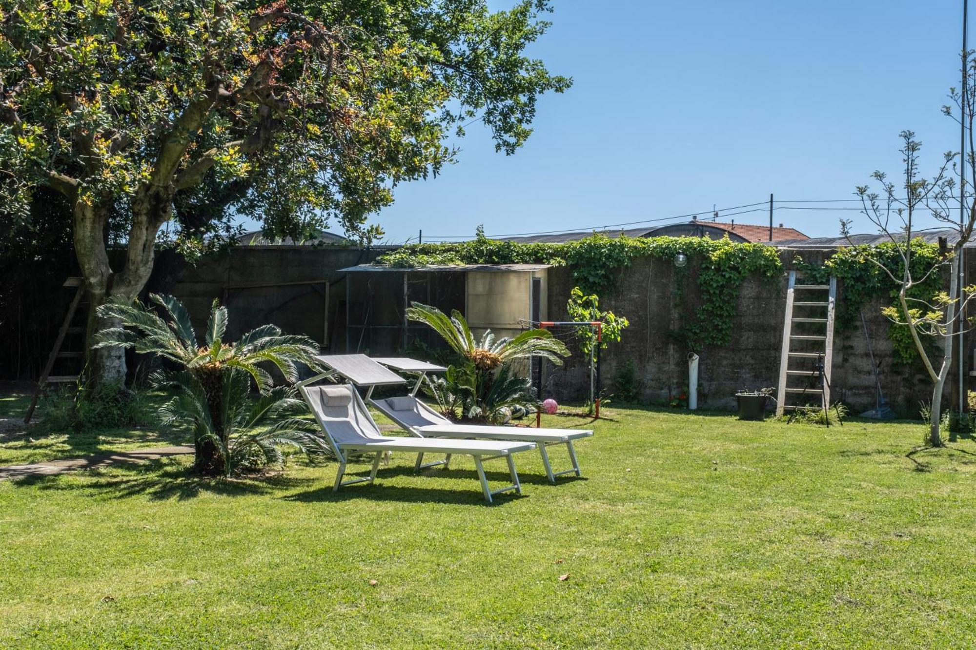 Agriturismo Giorgi Appartamenti In Riviera Ligure Албенга Екстериор снимка