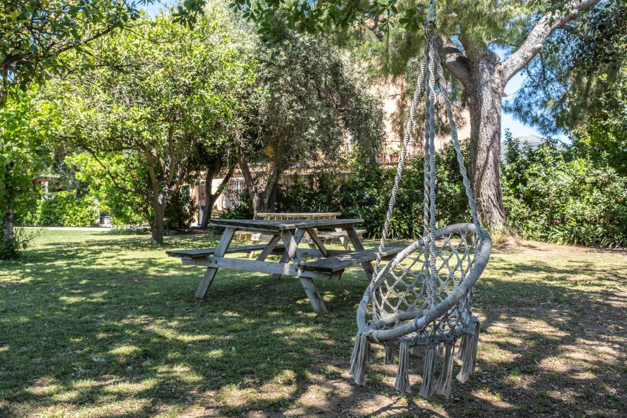 Agriturismo Giorgi Appartamenti In Riviera Ligure Албенга Екстериор снимка