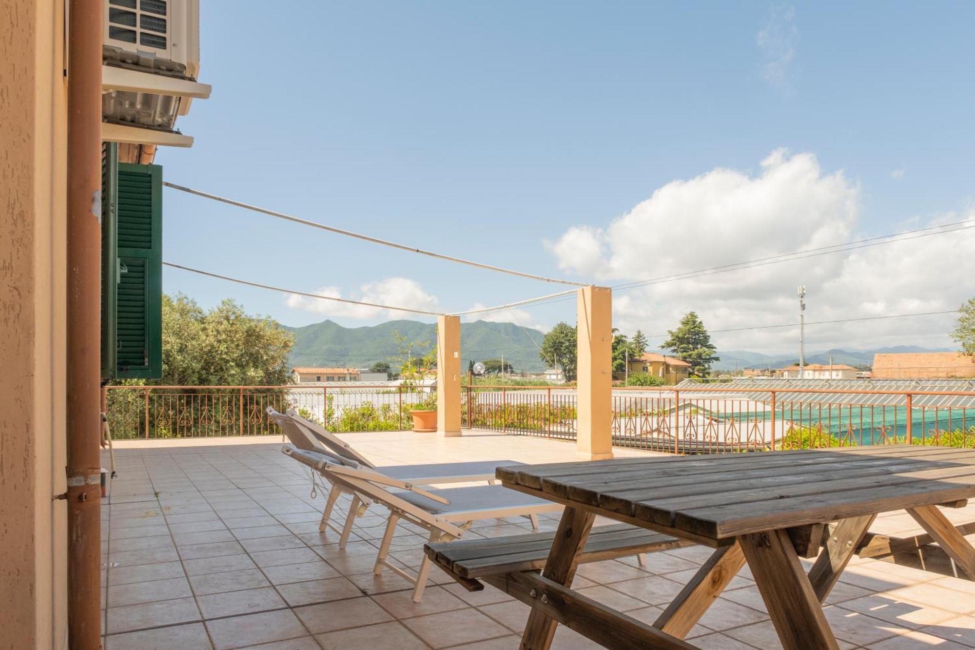 Agriturismo Giorgi Appartamenti In Riviera Ligure Албенга Екстериор снимка
