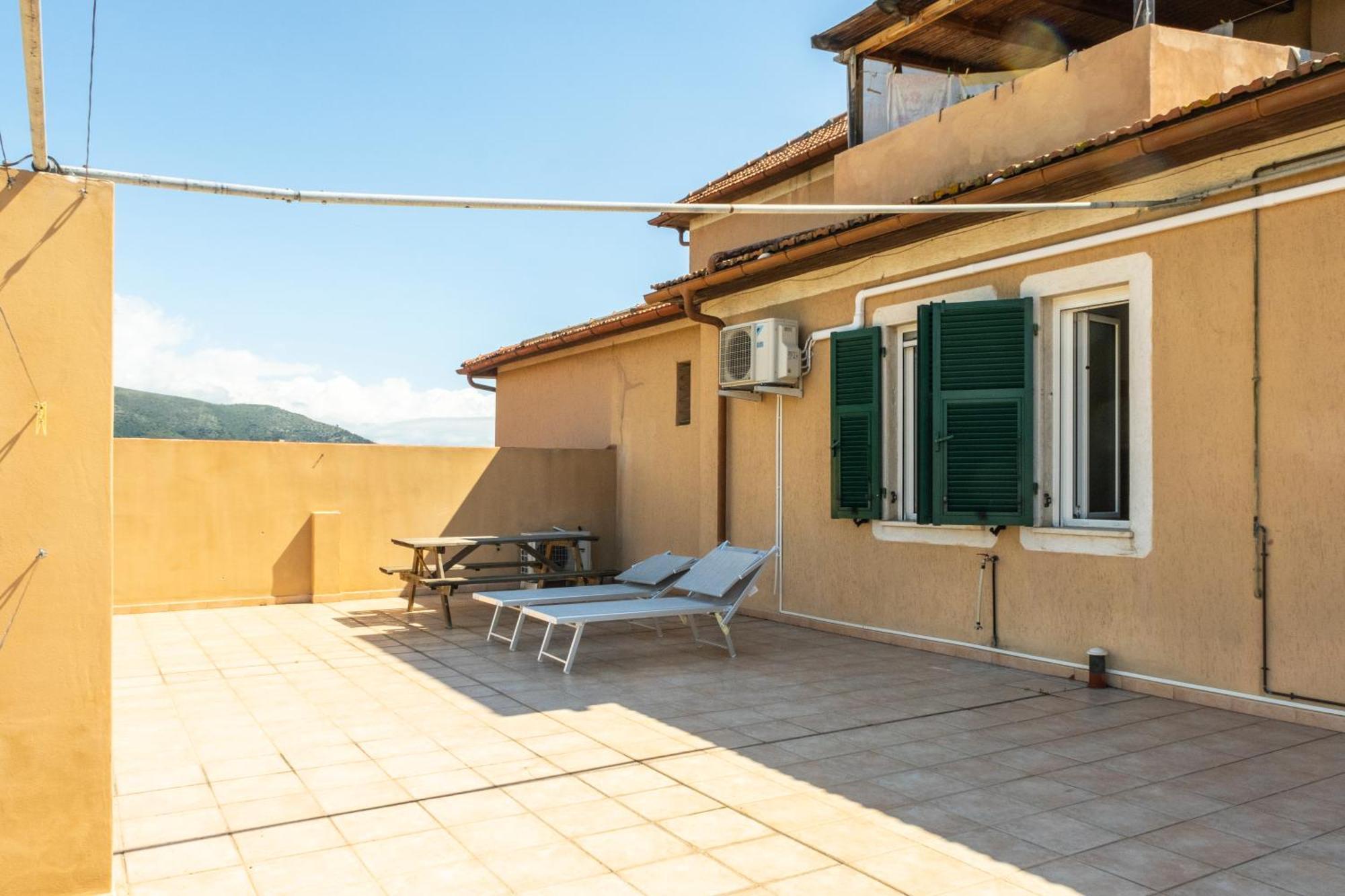 Agriturismo Giorgi Appartamenti In Riviera Ligure Албенга Екстериор снимка