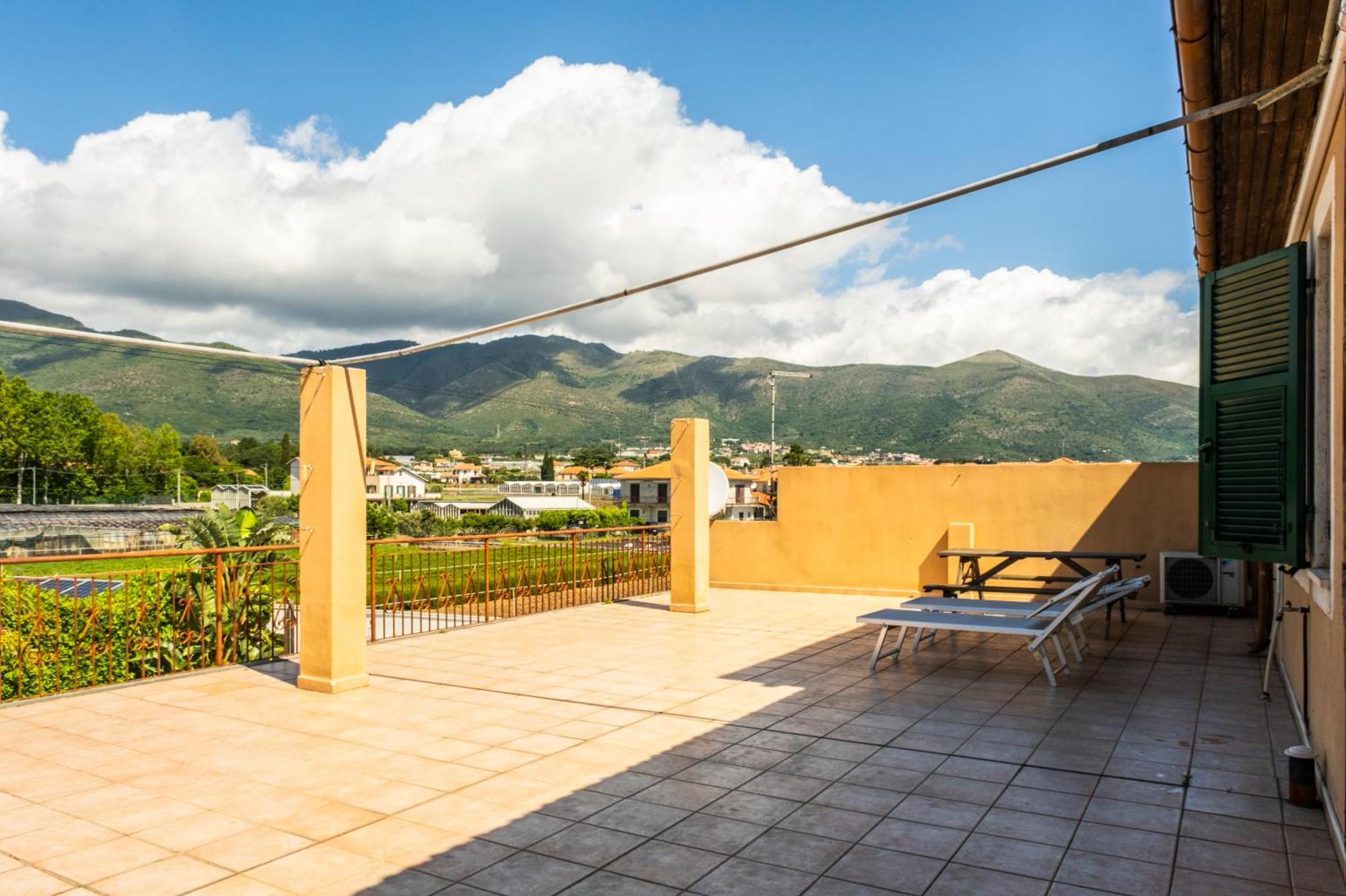 Agriturismo Giorgi Appartamenti In Riviera Ligure Албенга Екстериор снимка